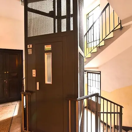 Caseospitali - Angolo Bernini Trilocale Luminoso * Milan