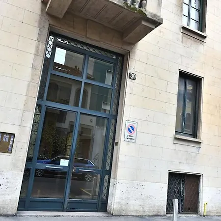 Caseospitali - Angolo Bernini Trilocale Luminoso Apartment Milan